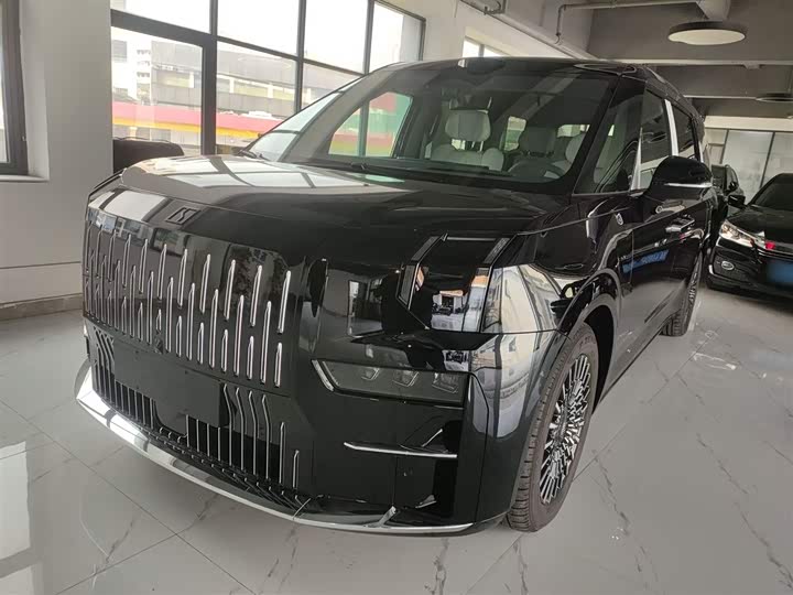 Фото 1 - Zeekr 009