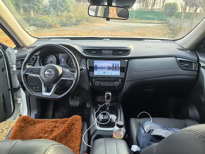 Фото 5 - Nissan X-Trail