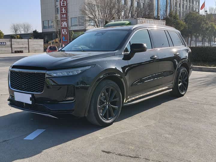 Фото 1 - LiXiang One