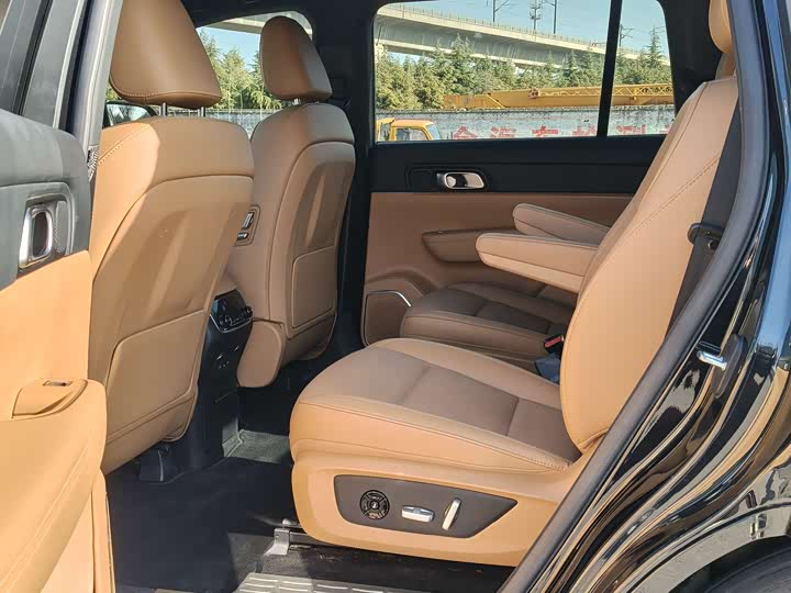 Фото 5 - LiXiang One