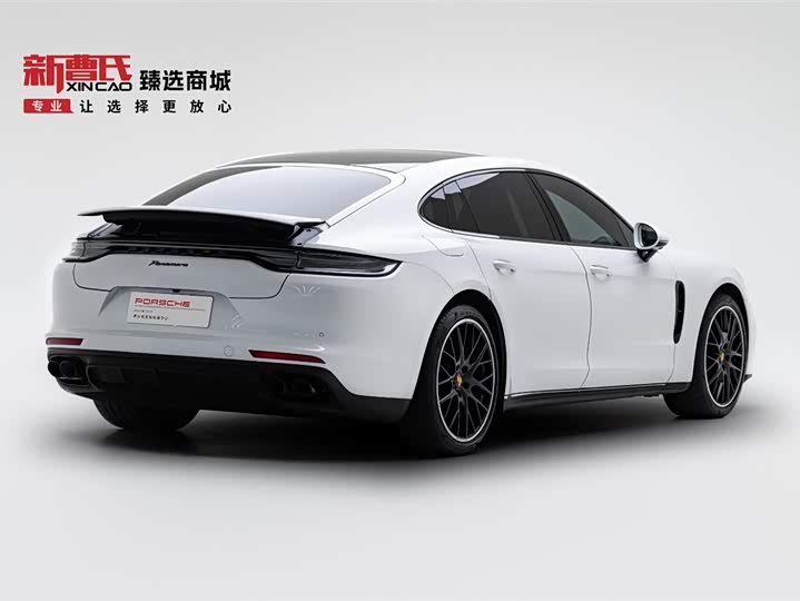 Фото 3 - Porsche Panamera