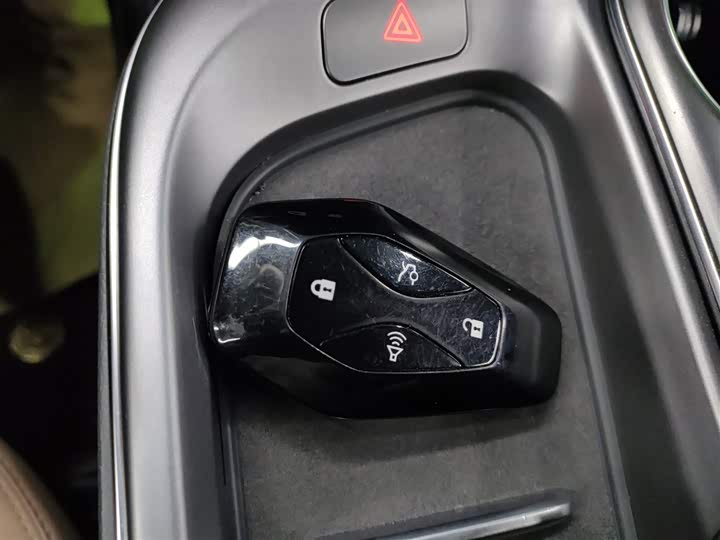 Фото 9 - BAIC Arcfox Alpha T5