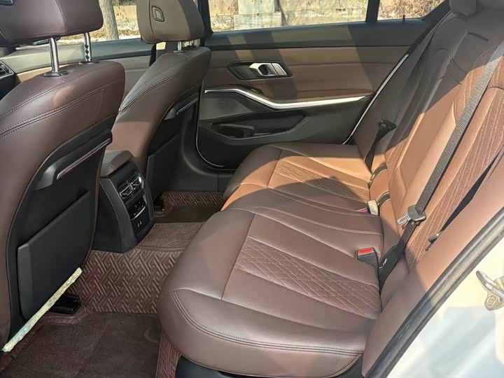 Фото 7 - BMW 3 Series