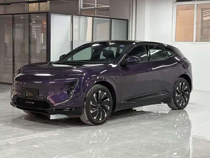 Фото 2 - Avatr 07