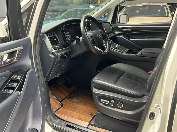 Фото 3 - GAC Trumpchi M8