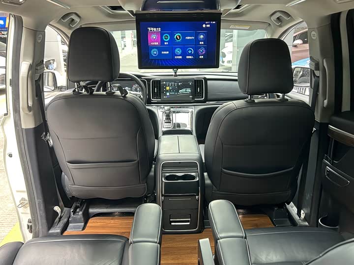 Фото 5 - GAC Trumpchi M8