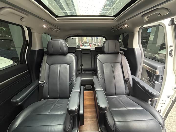 Фото 6 - GAC Trumpchi M8