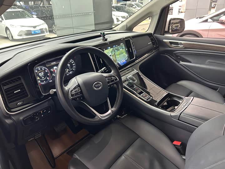 Фото 8 - GAC Trumpchi M8