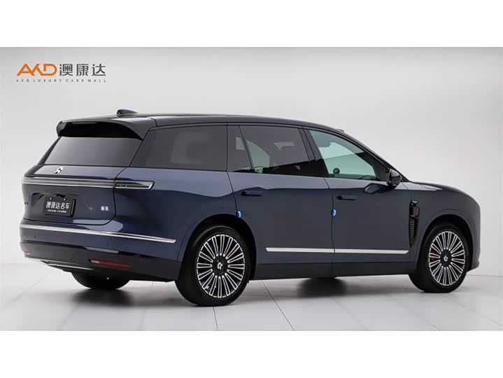 Фото 3 - Nio ES8