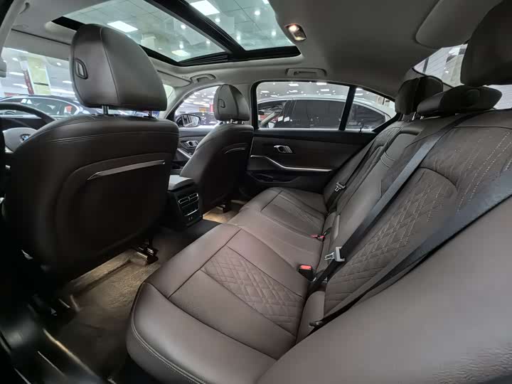 Фото 8 - BMW 3 Series