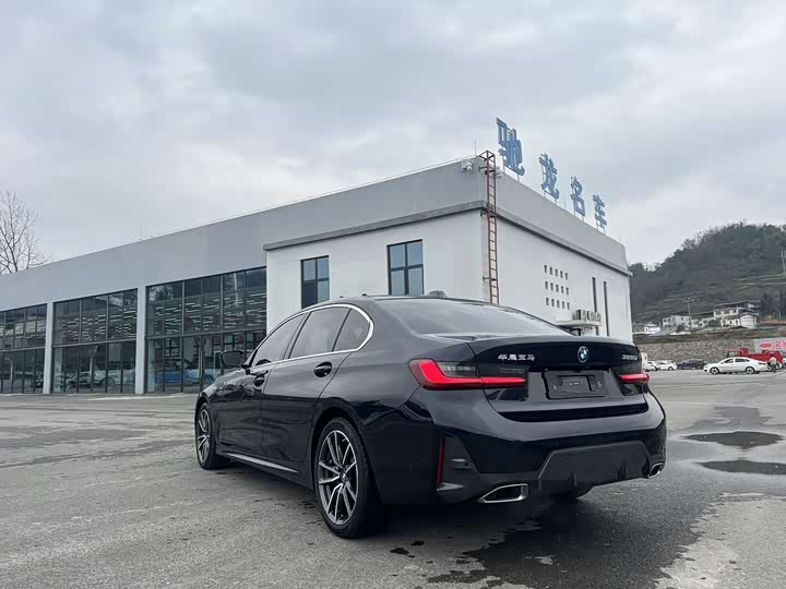 Фото 9 - BMW 3 Series