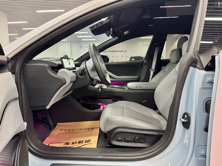 Фото 4 - Nio ET5T