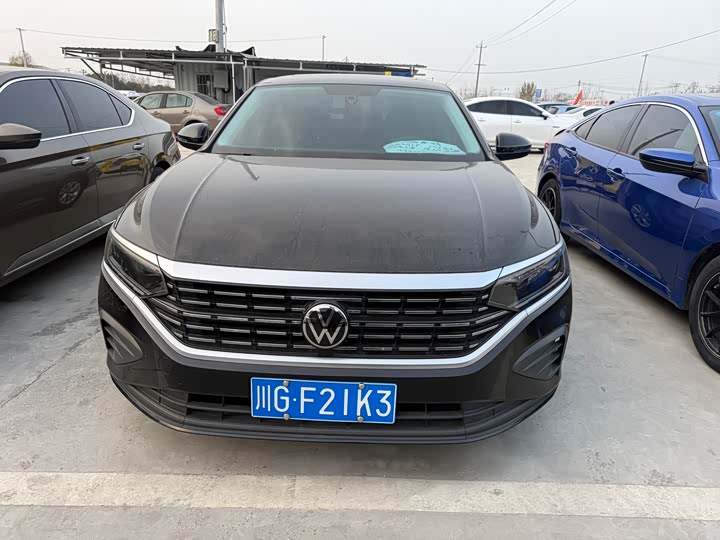 Фото 2 - Volkswagen Passat