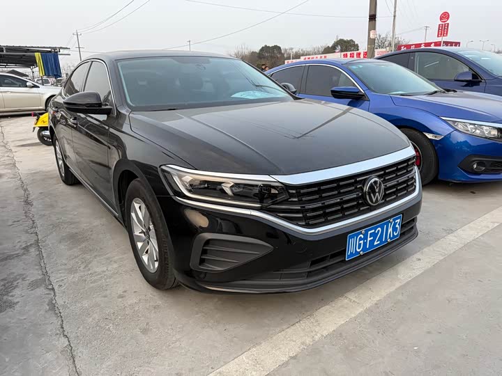 Фото 3 - Volkswagen Passat