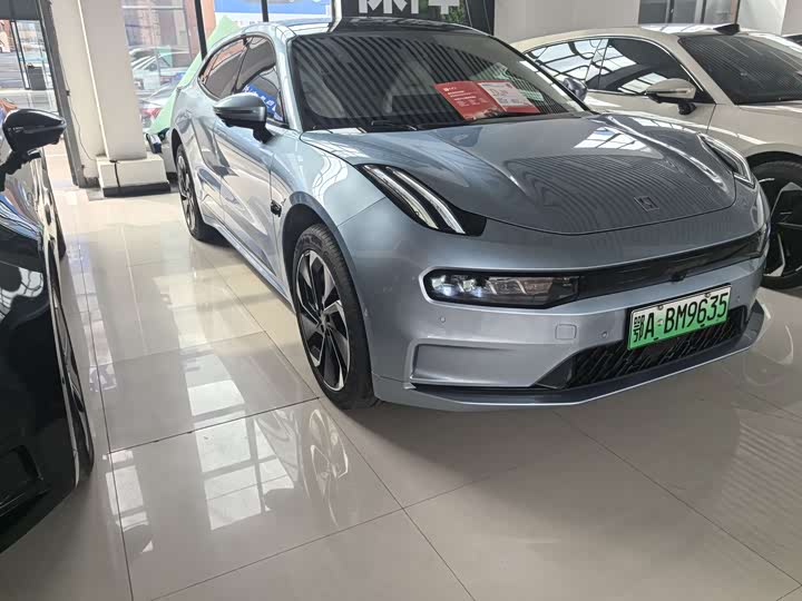 Фото 3 - Zeekr 001