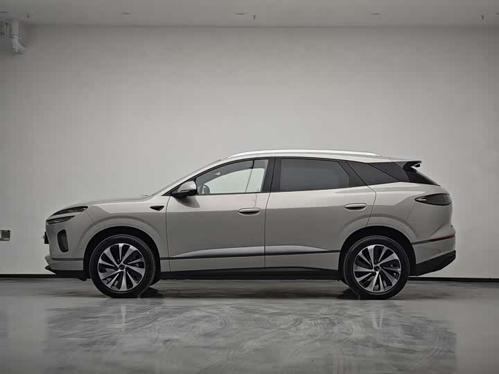 Фото 8 - BYD Sea Lion 06 Hybrid/EV