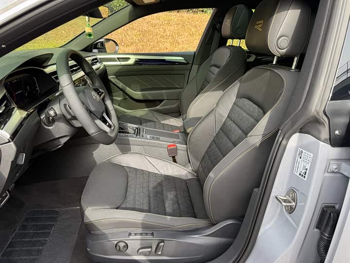 Фото 8 - Volkswagen CC