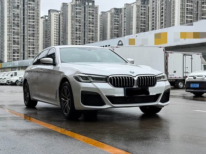 Фото 3 - BMW 5 Series