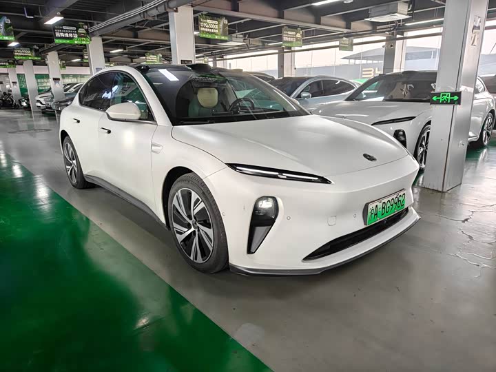 Фото 3 - Nio ET5