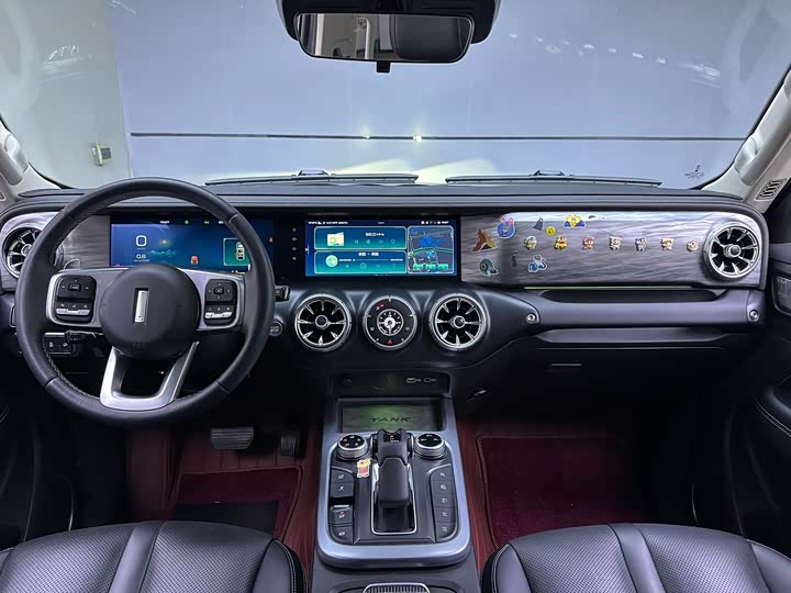 Фото 7 - Tank 300