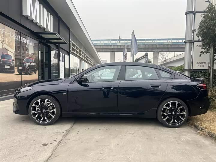 Фото 3 - BMW 2 Series