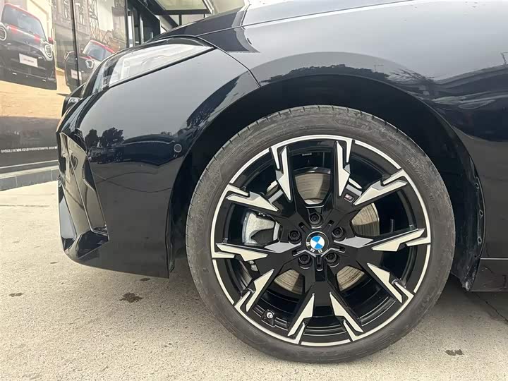 Фото 8 - BMW 2 Series