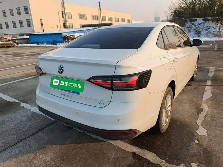 Фото 7 - Volkswagen Lavida