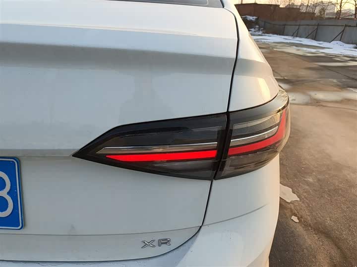 Фото 8 - Volkswagen Lavida