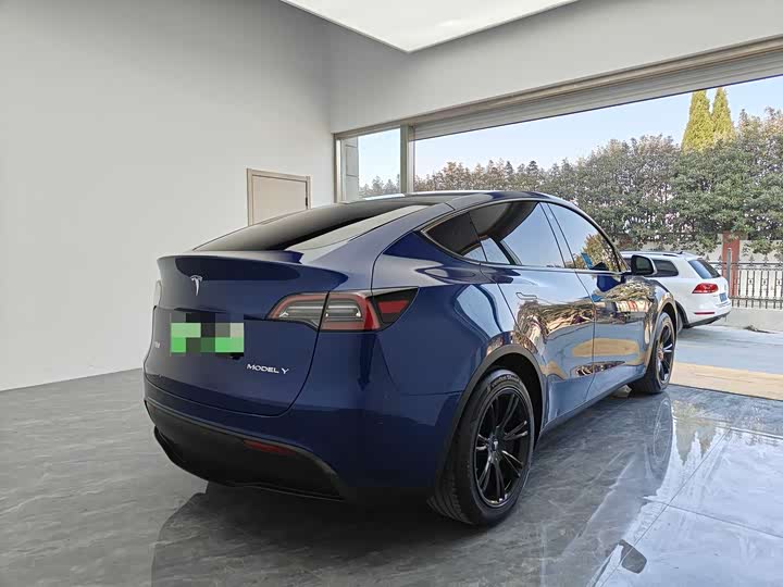 Фото 5 - Tesla Model Y