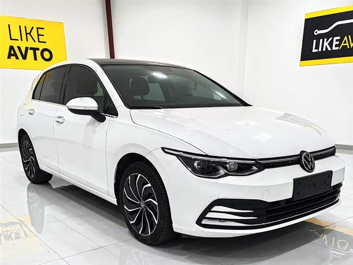 Фото 3 - Volkswagen Golf