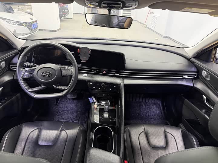 Фото 8 - Hyundai Elantra N line