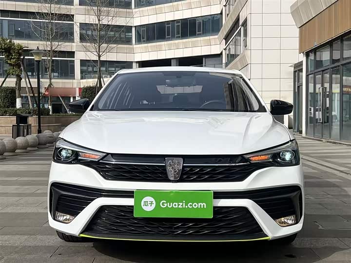 Фото 3 - Roewe i5