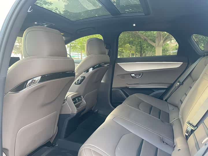 Фото 4 - BYD Han