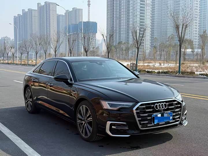 Фото 3 - Audi A6L