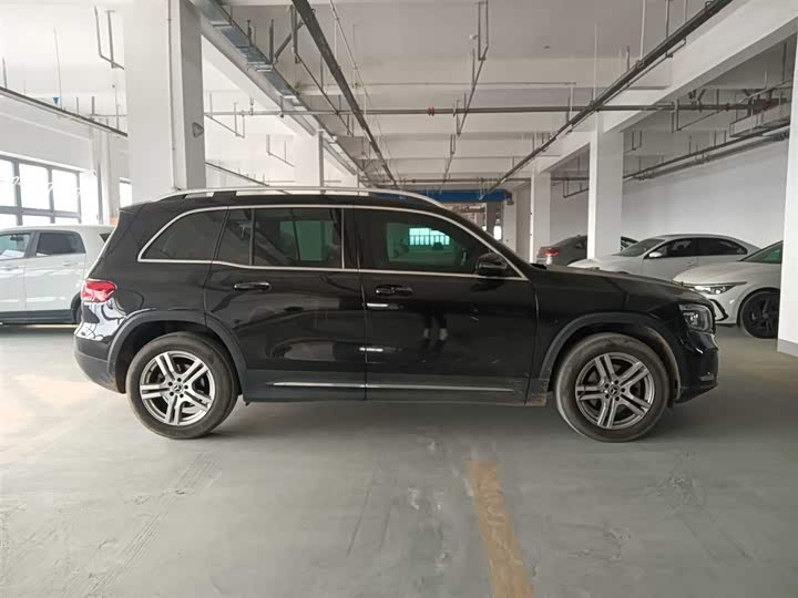 Фото 3 - Mercedes-Benz GLB-Class