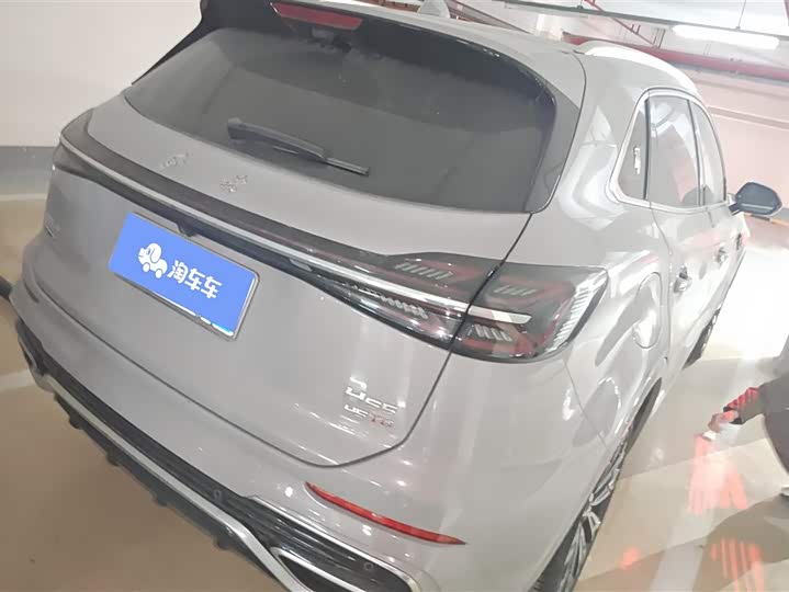 Фото 3 - Hongqi HS5