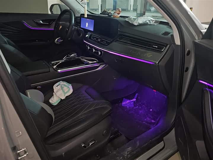 Фото 8 - Hongqi HS5