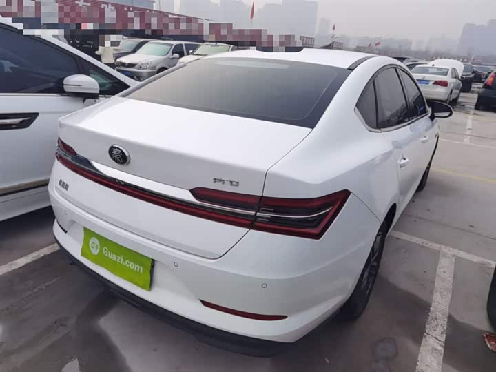 Фото 7 - BYD Qin Pro