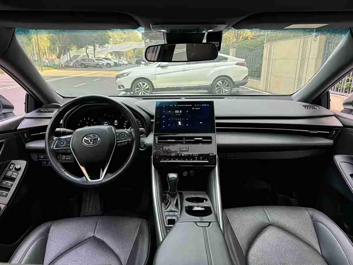 Фото 7 - Toyota Avalon