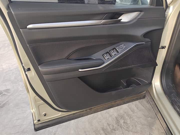 Фото 7 - Haval H6