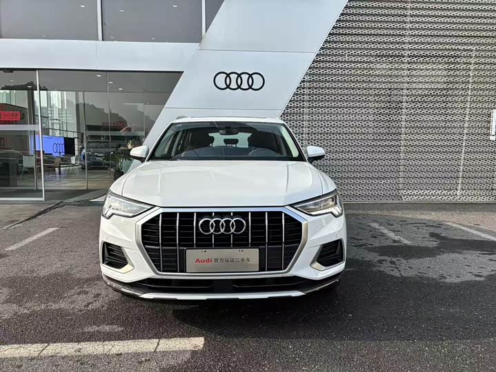Фото 2 - Audi Q3