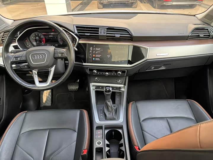 Фото 7 - Audi Q3