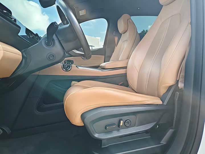 Фото 4 - Nio ES6