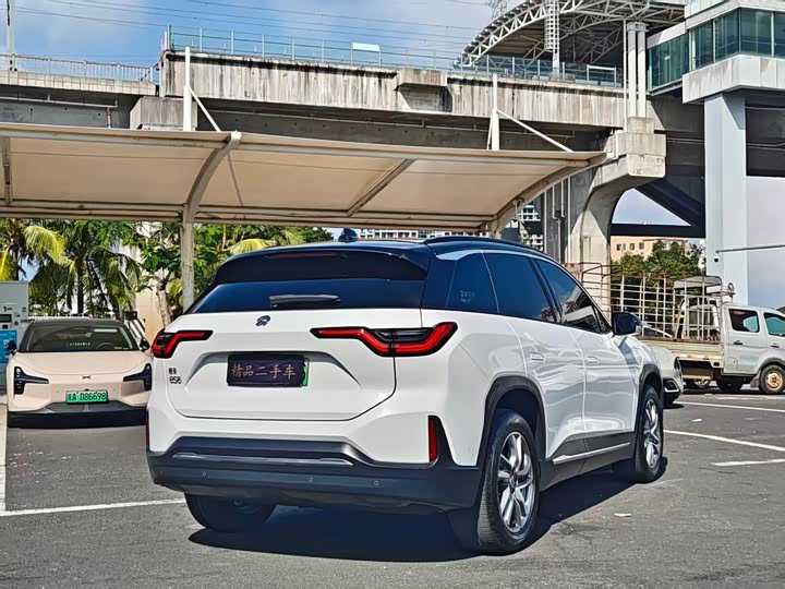 Фото 9 - Nio ES6