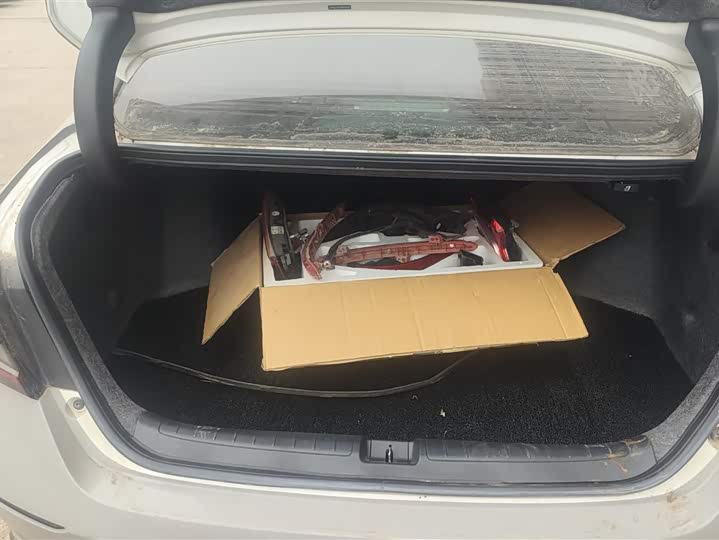 Фото 4 - Honda Accord