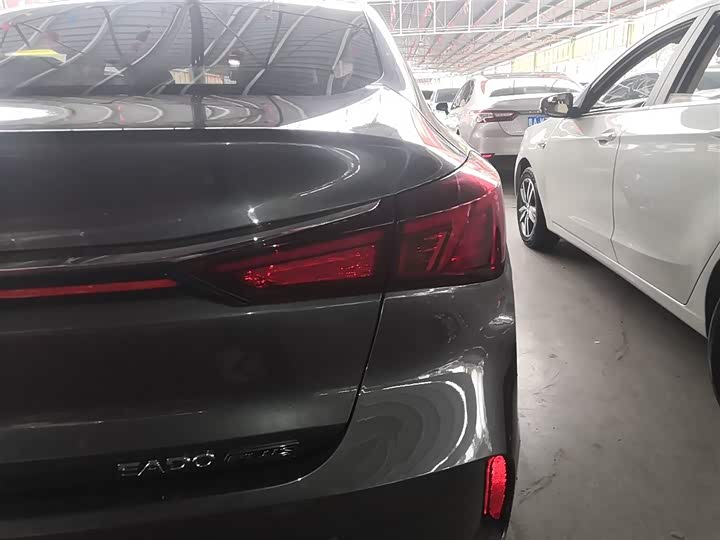 Фото 8 - Changan Eado Plus