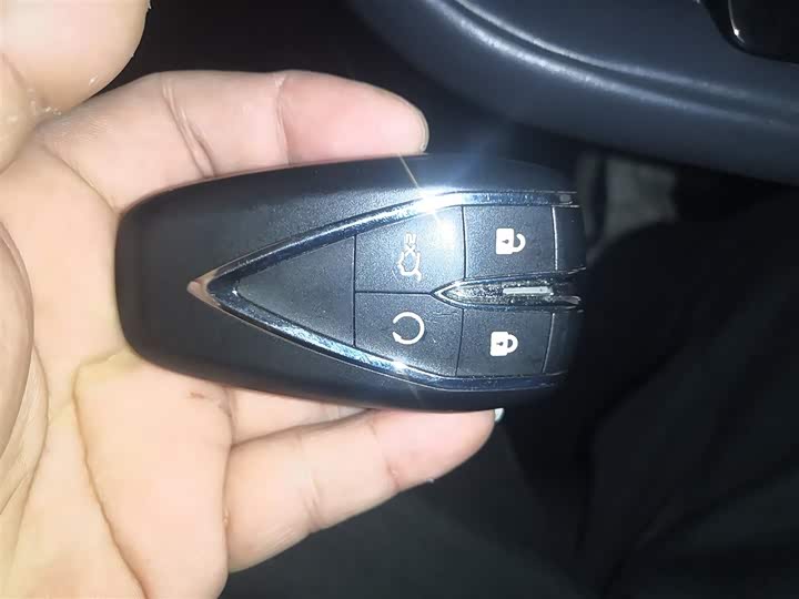 Фото 9 - Changan Eado Plus