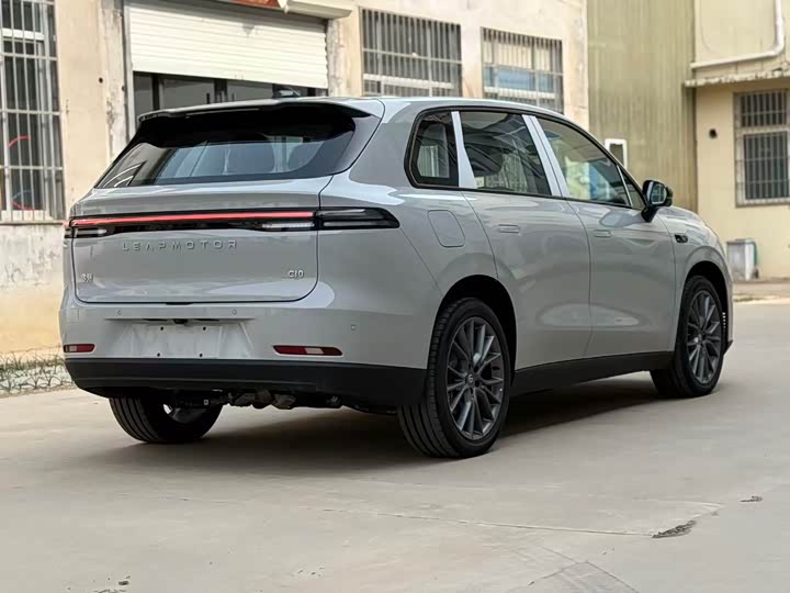 Фото 7 - Leapmotor C10