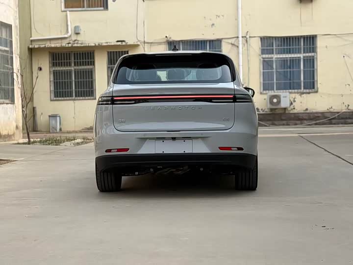 Фото 8 - Leapmotor C10