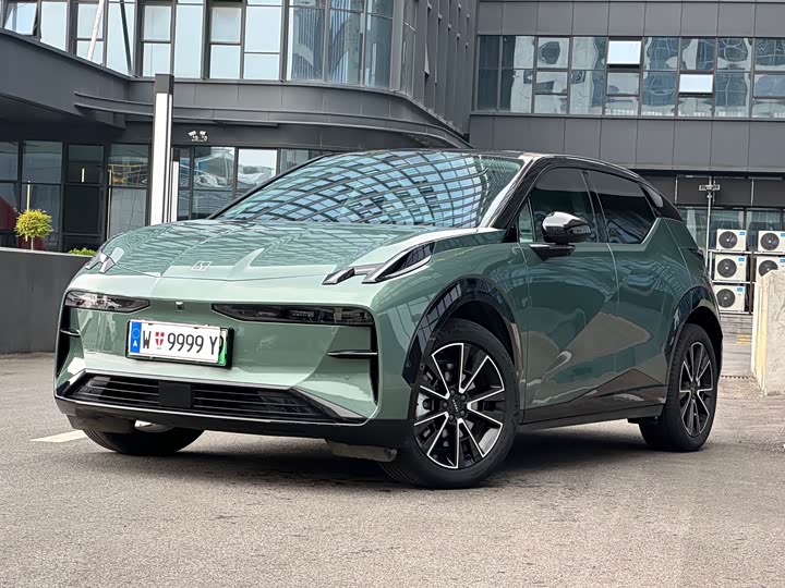 Фото 1 - Zeekr X